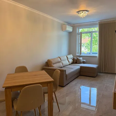 Neptun * Veliko Tărnovo